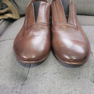 Elegant Brown Leather Men's Loafers